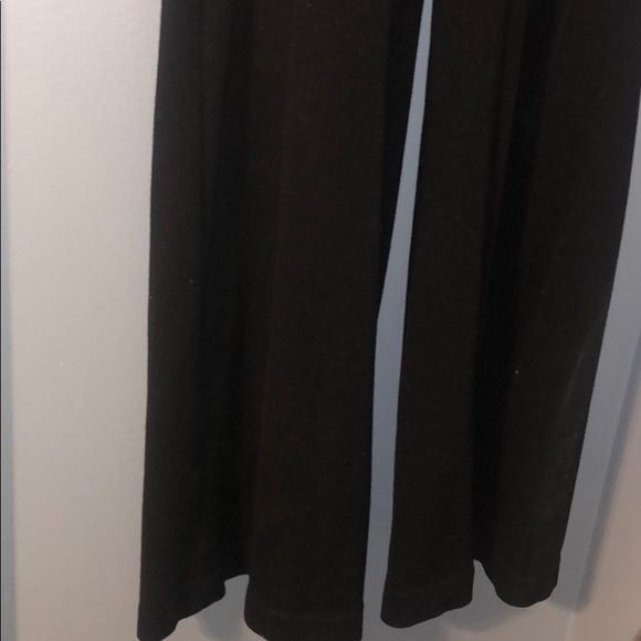 Black pants - Picture 2 of 3